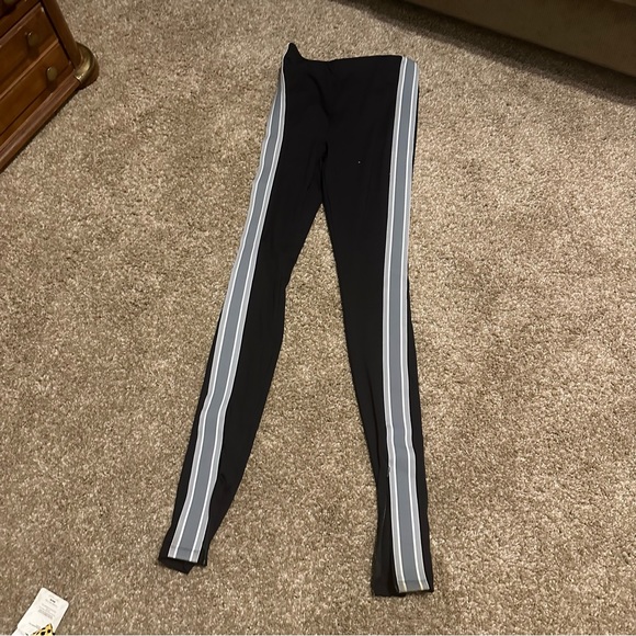 Motion365+ Seamless Pant - Picture 4 of 11